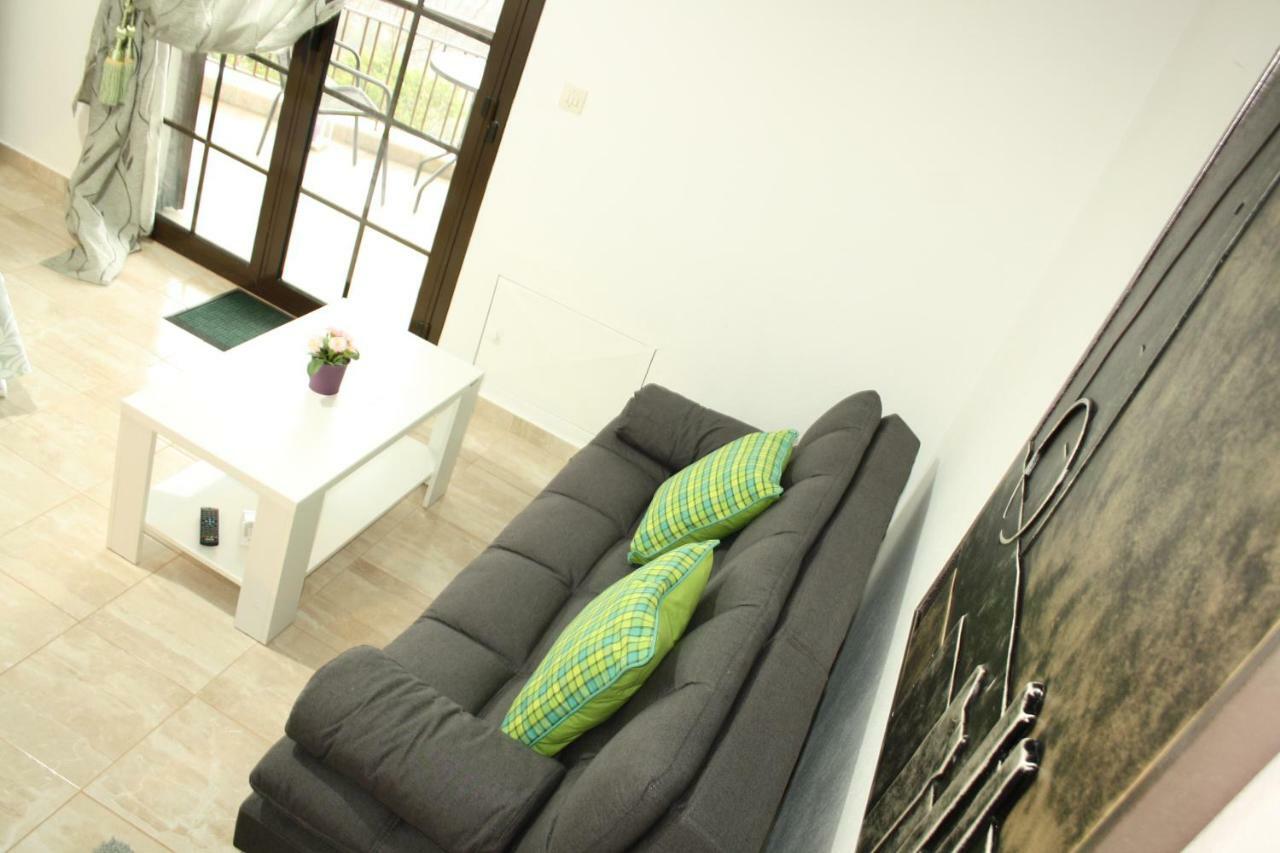 Maira Luxury *